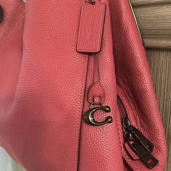 Coach Dalton 31 Pink Pebbled Leather NWOT w/gun metal hardware/bag charm - Picture 8 of 14